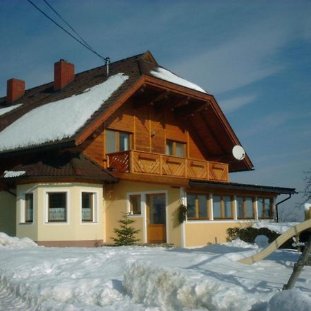 Lindlhof Fam. Taferner Vila Sankt Andrä Exterior foto